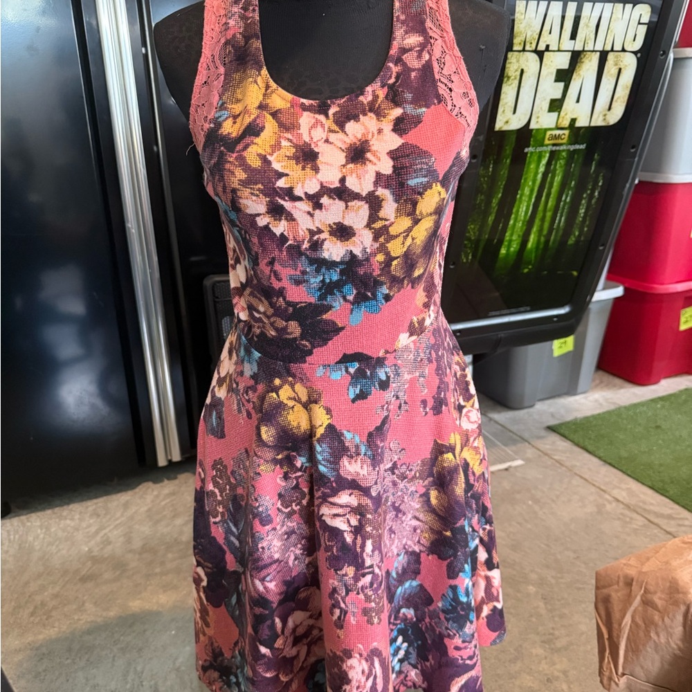 Envogue Pink Floral Mini Dress p51 - Picture 3 of 6